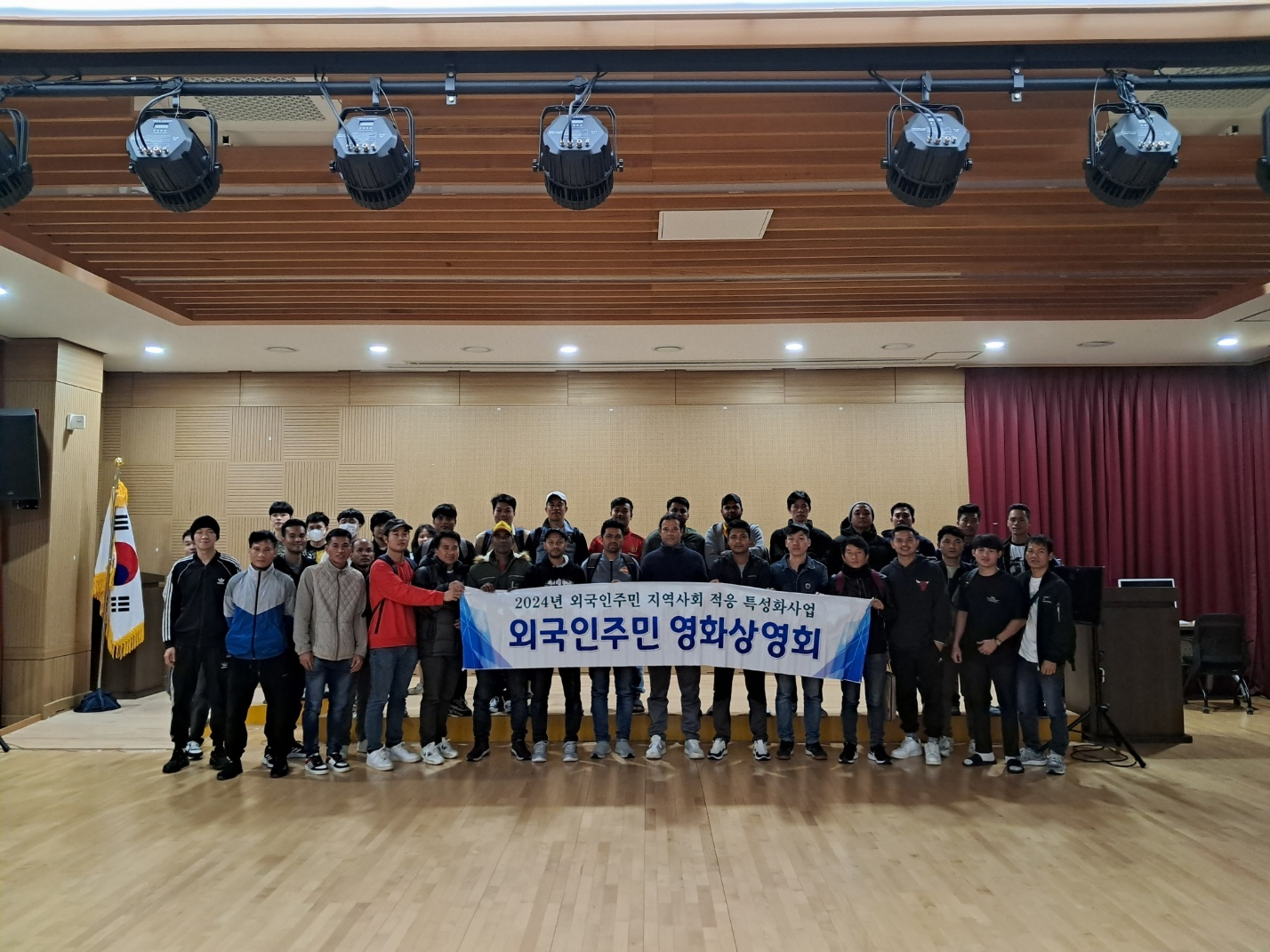 10월 영화상영