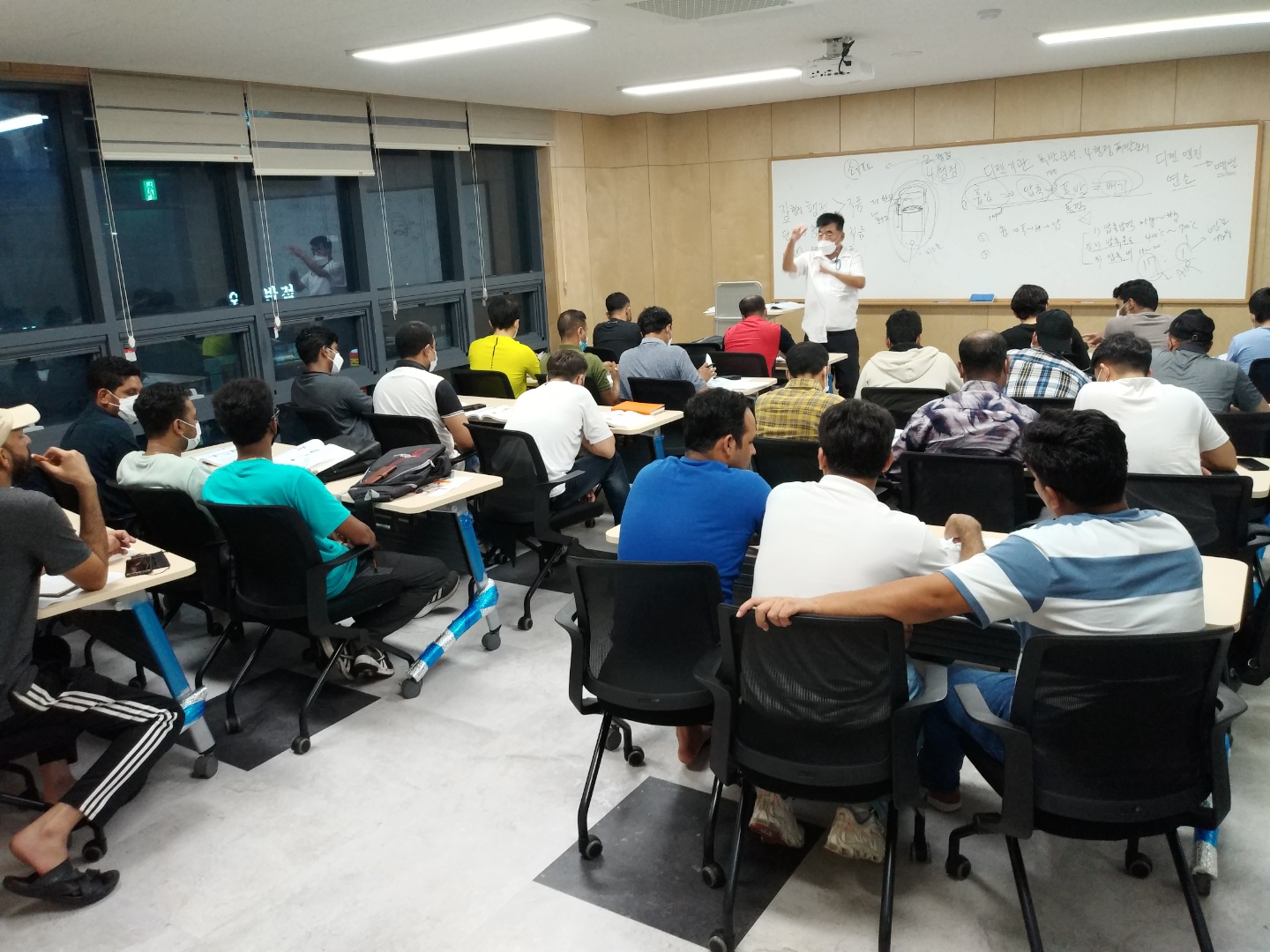 지게차 자격증 필기시험 교육