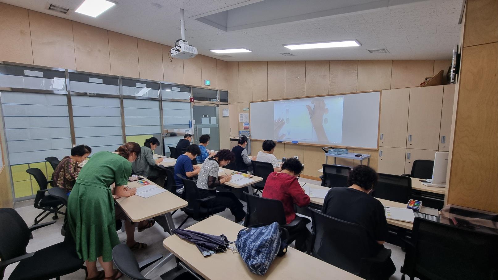 8월 컬러링 수업